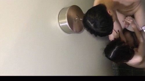 .mp4_000147160.gif
