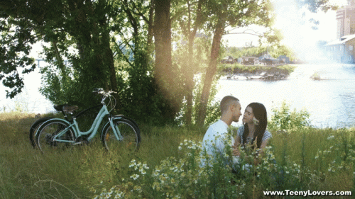 TeenyLovers-Ariana-Shaine.gif
