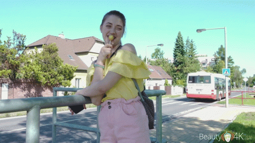Alita-Angel-Blowjob-In-Exchange-For-Candies.gif