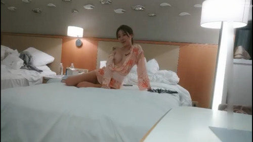 chn23081203.mp4 000060160 1024x576