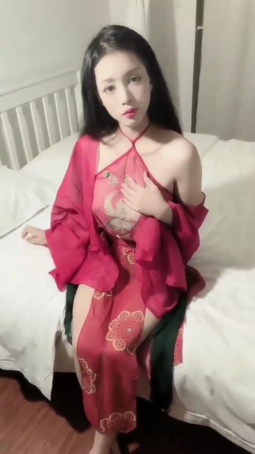 chn23122804.mp4_000002233-576x1024.png