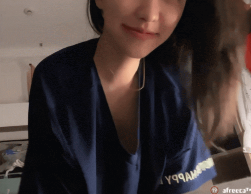 7b22f.gif