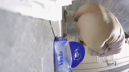 1.mp4 000015166 1024x576
