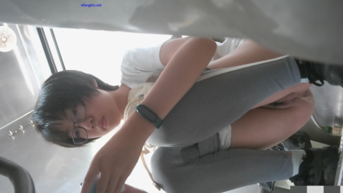 chn24020311.mp4 000104300 1024x576