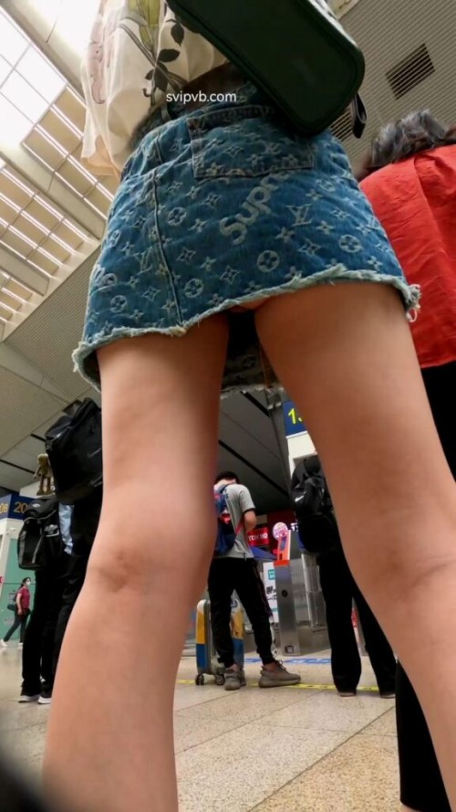 1 4.mp4 000000666 576x1024