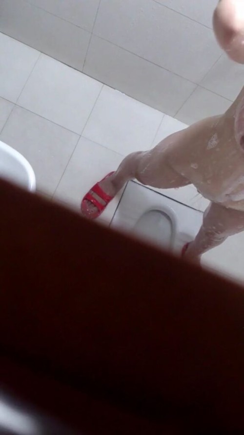 chn24031817.mp4_000880520-576x1024.jpg