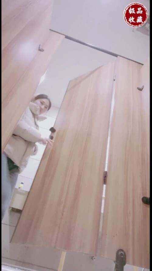 0.mp4 000186100 577x1024