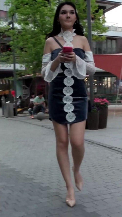 chn24041513.mp4 000794456 1 576x1024