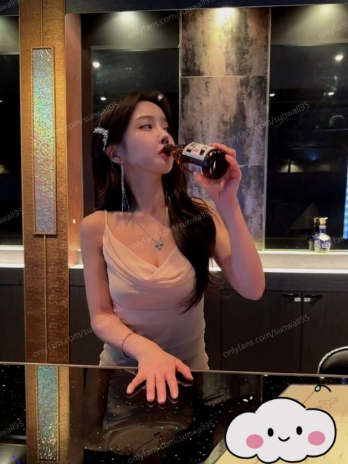 한산웨sunwall95.mp4 000060733 768x1024